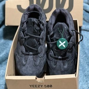 Yeezy 500 by adidas 8.5 men Black